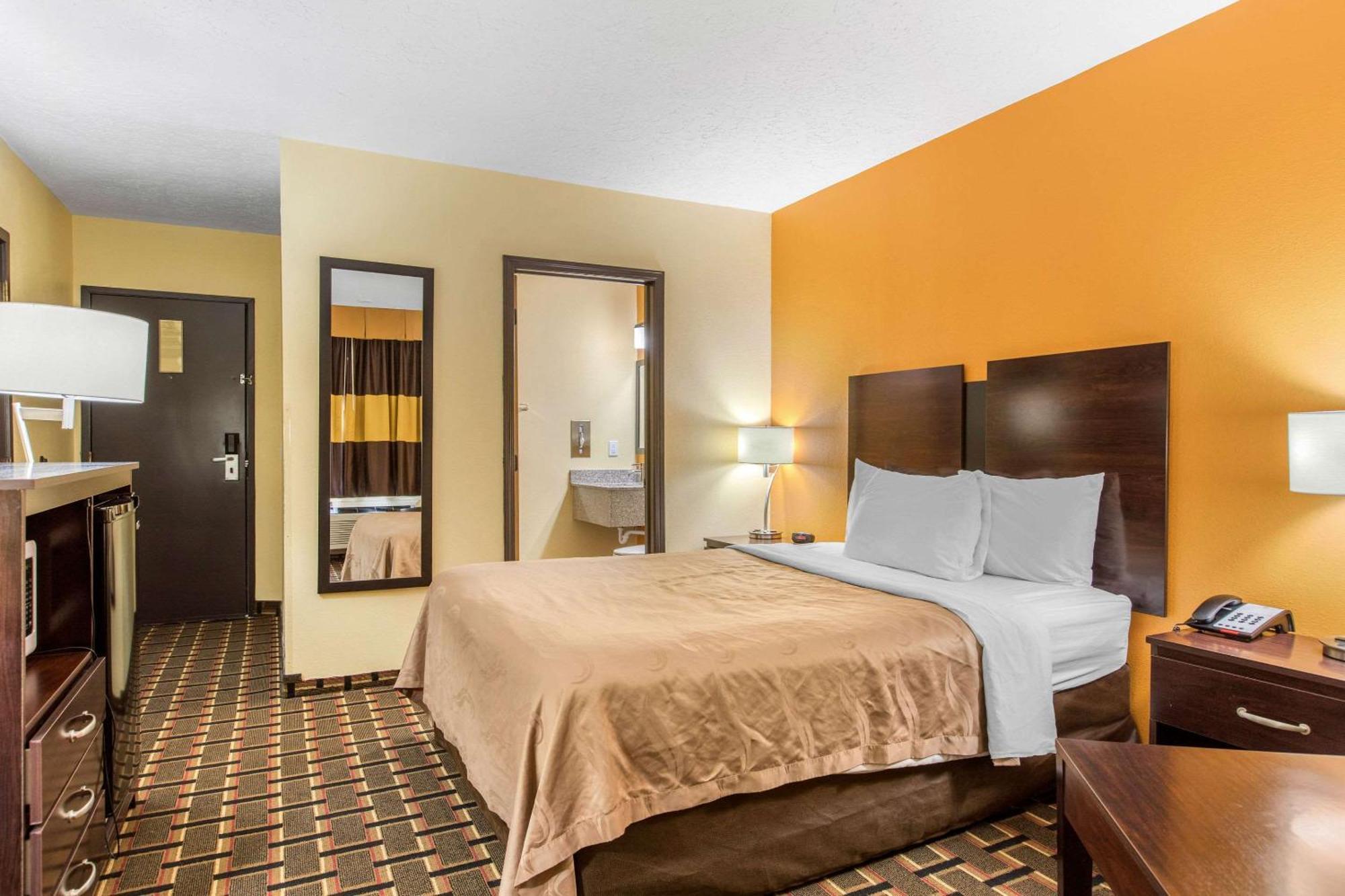 Quality Inn Grand Rapids Near Downtown Уайоминг Екстериор снимка