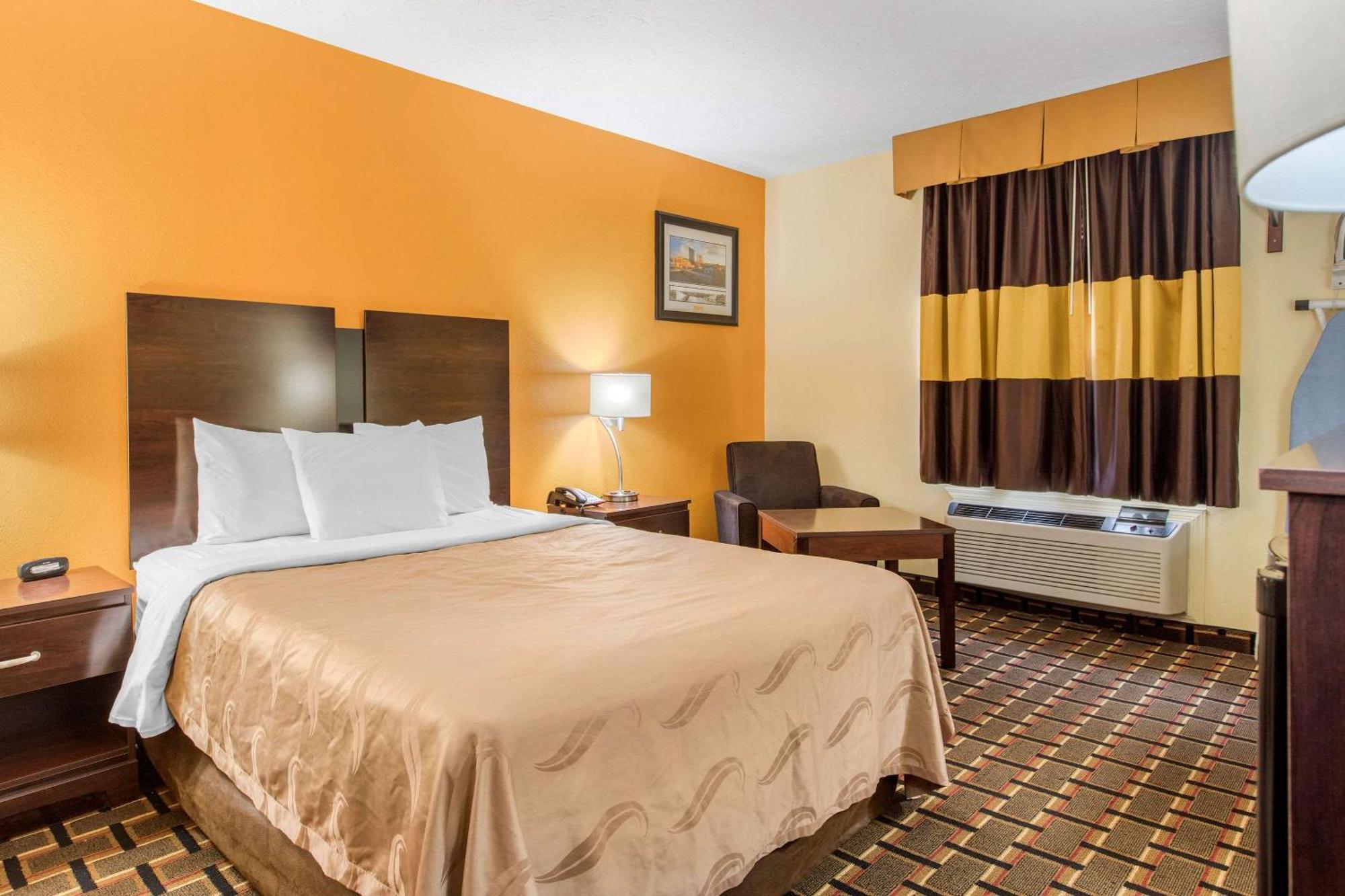 Quality Inn Grand Rapids Near Downtown Уайоминг Екстериор снимка