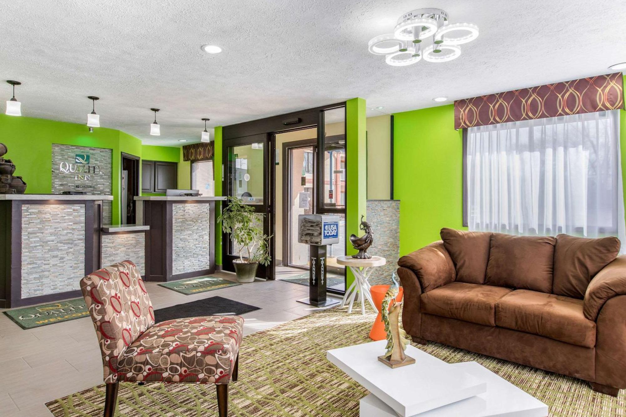Quality Inn Grand Rapids Near Downtown Уайоминг Екстериор снимка
